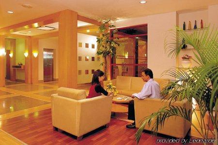 Travelodge Bukit Bintang Hotel 3*